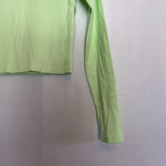 NWT Wild Fable Long Sleeve Ribbed Crop Top Neon Green Medium - Picture 7 of 11